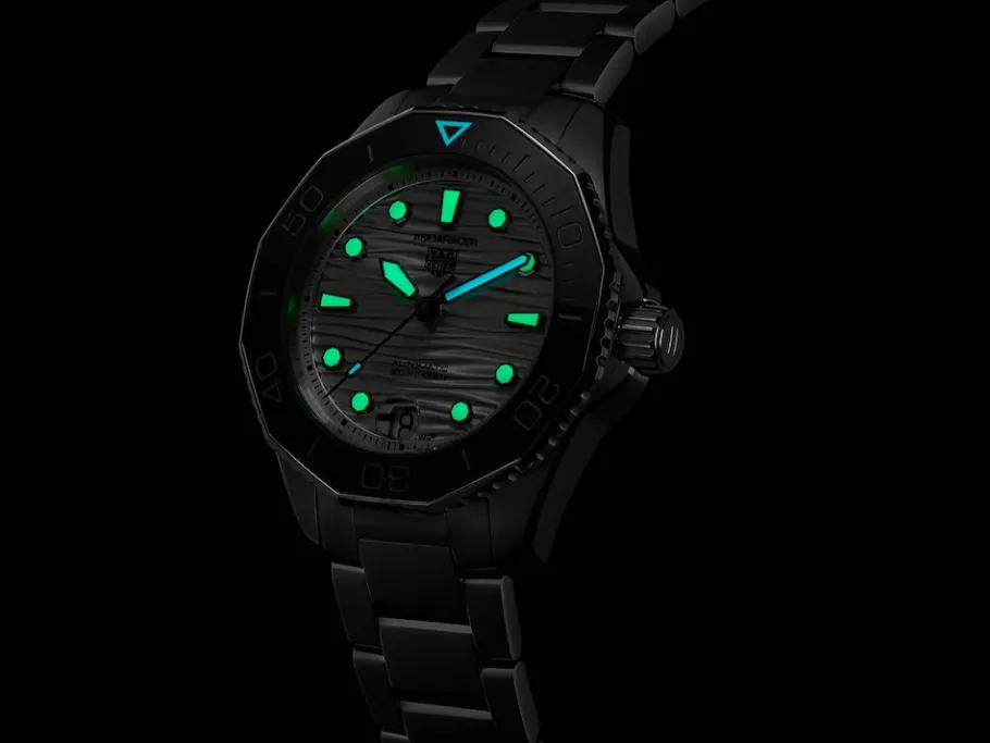 Flash Sale TAG Heuer Aquaracer Professional 300 Date