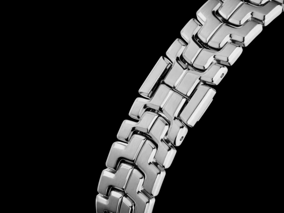 Shop TAG Heuer LINK Date